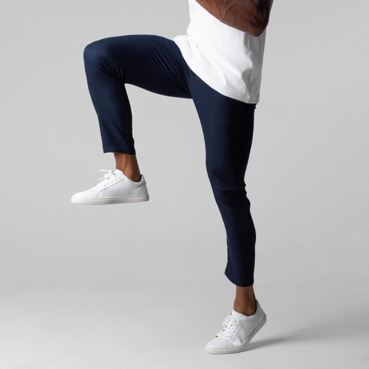 Chino Elástico Premium Aura - AURA