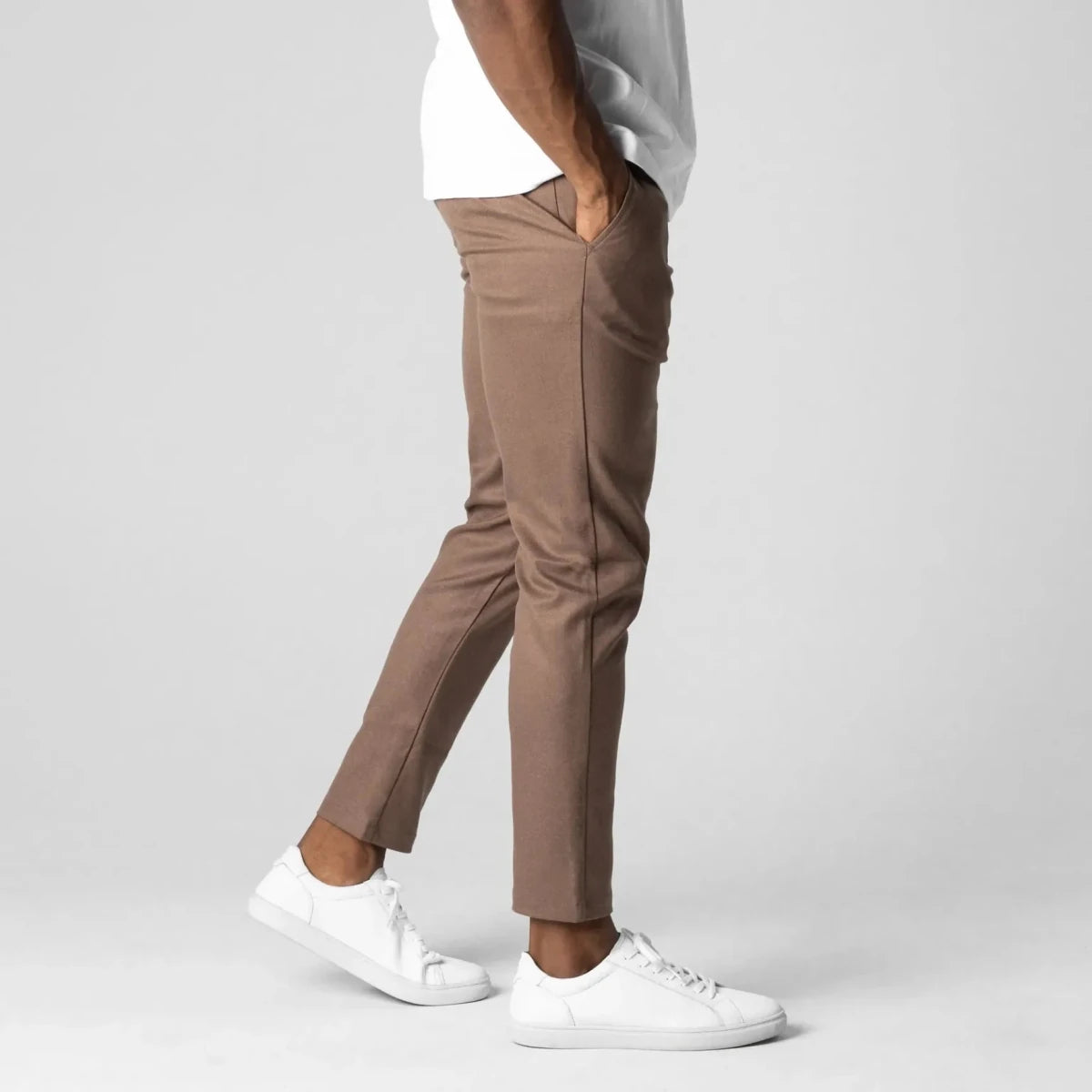 Chino Elástico Premium Aura - AURA