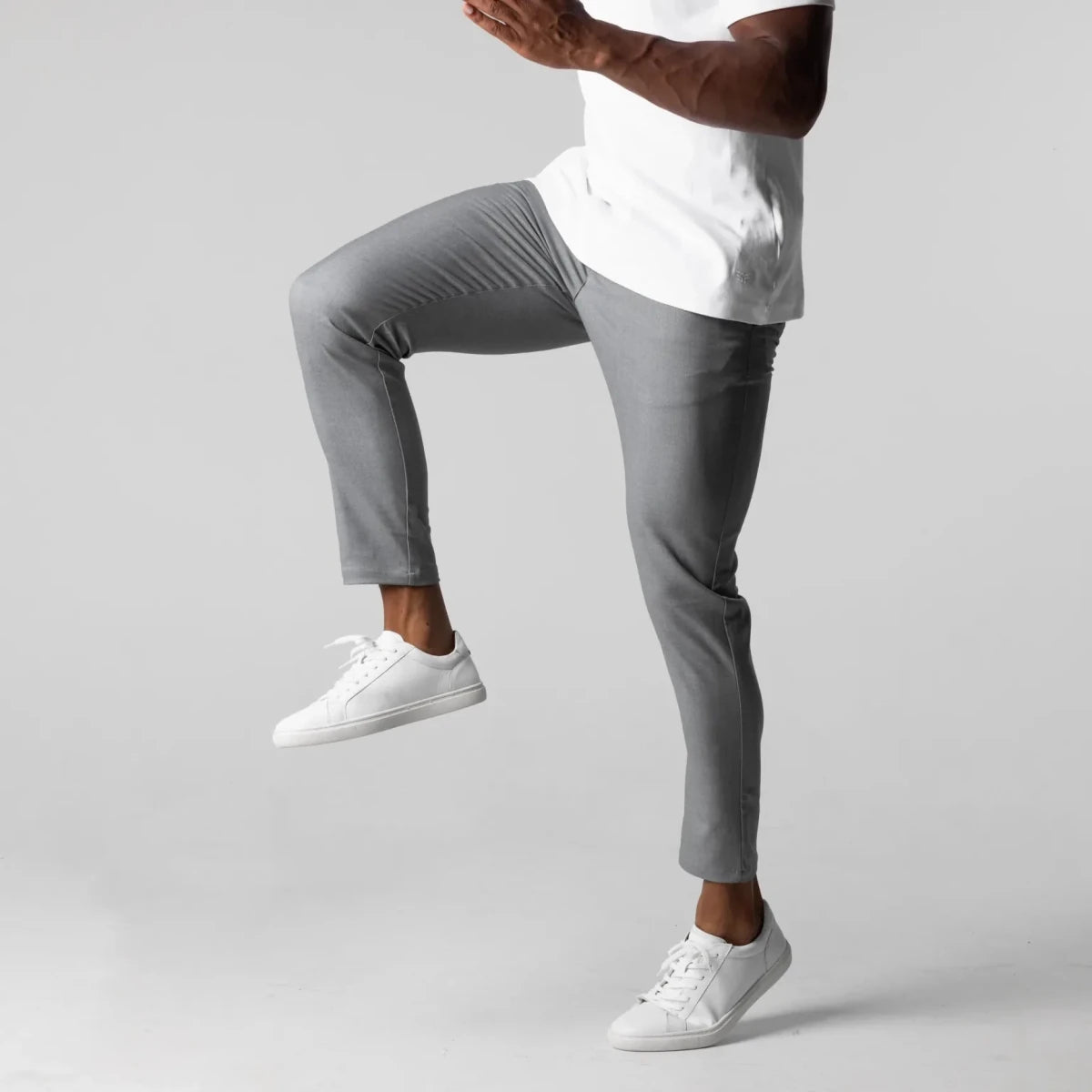 Chino Elástico Premium Aura - AURA