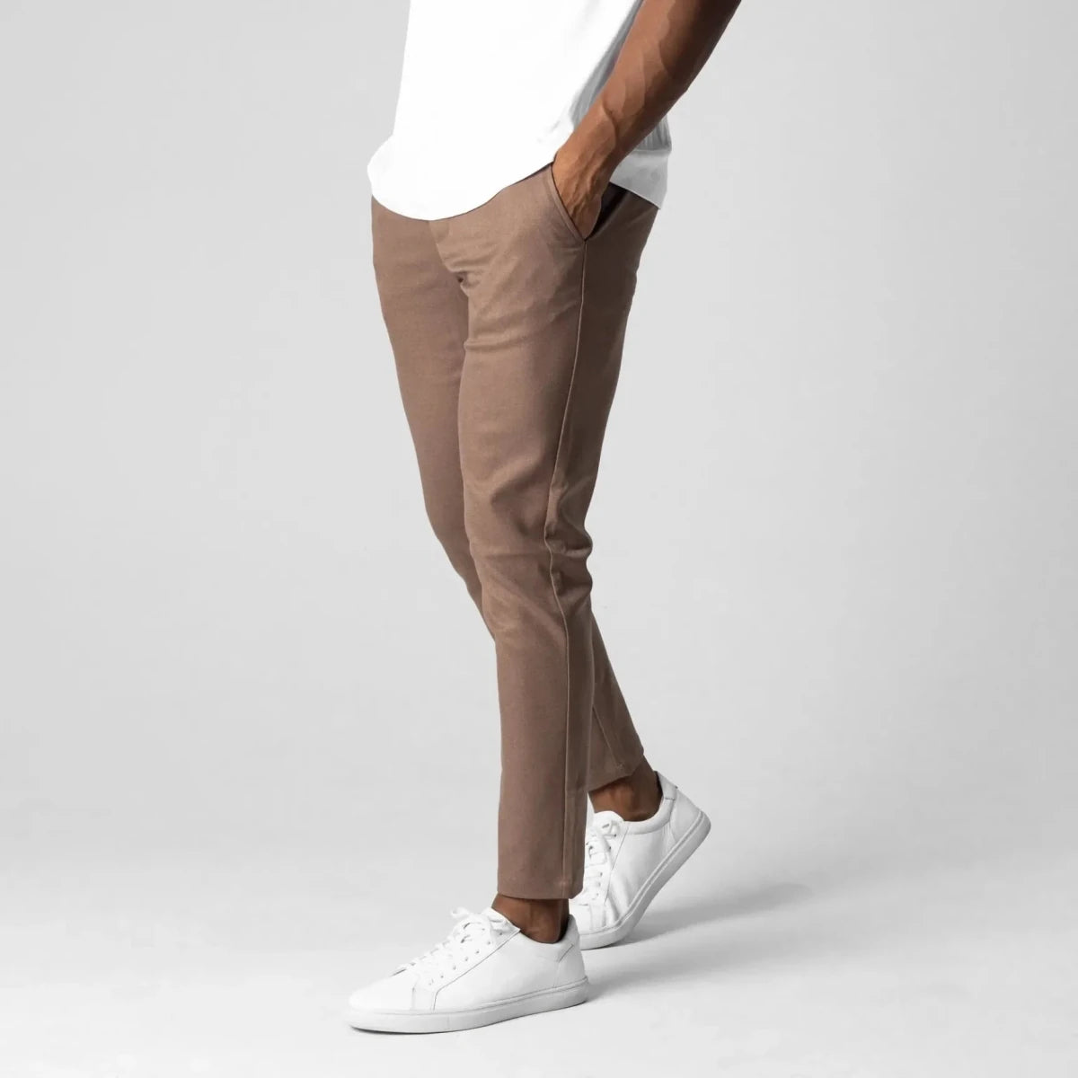 Chino Elástico Premium Aura - AURA