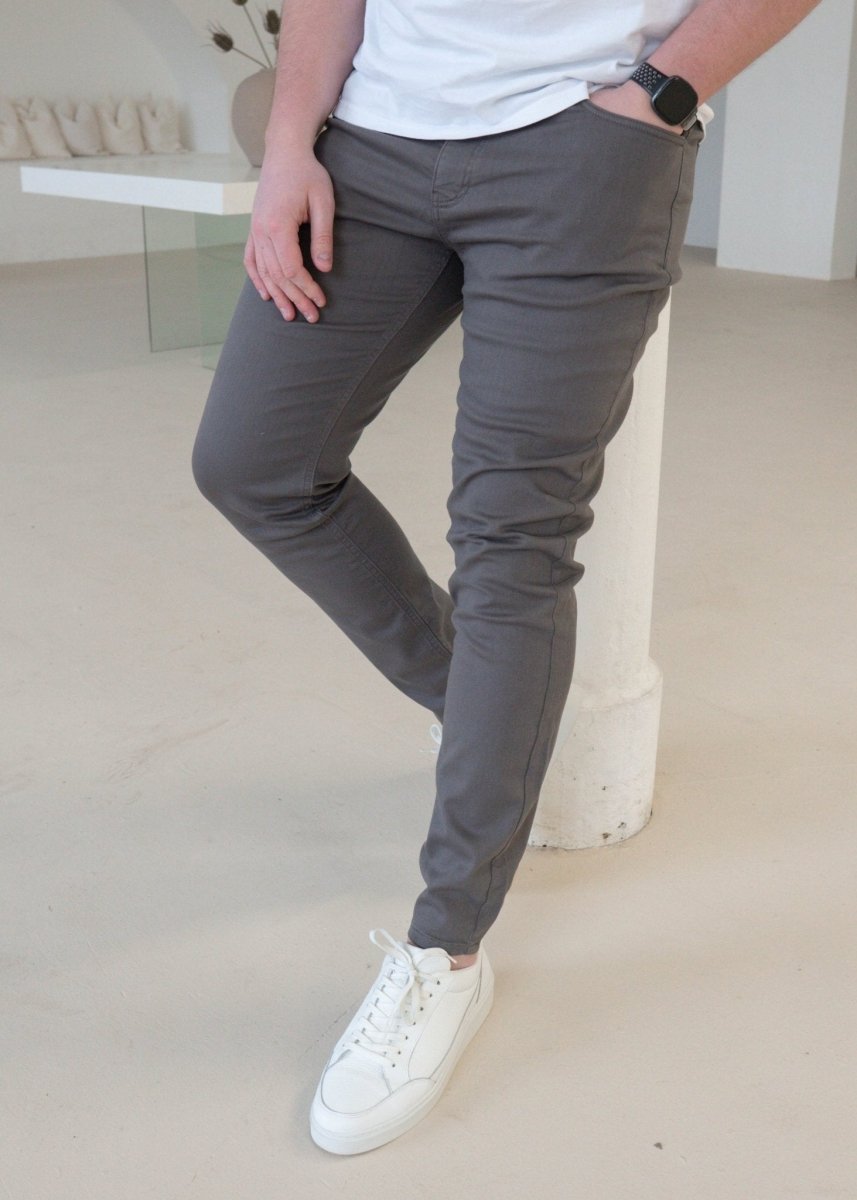 Slim Comfort Jeans In Dark Grey - AURA