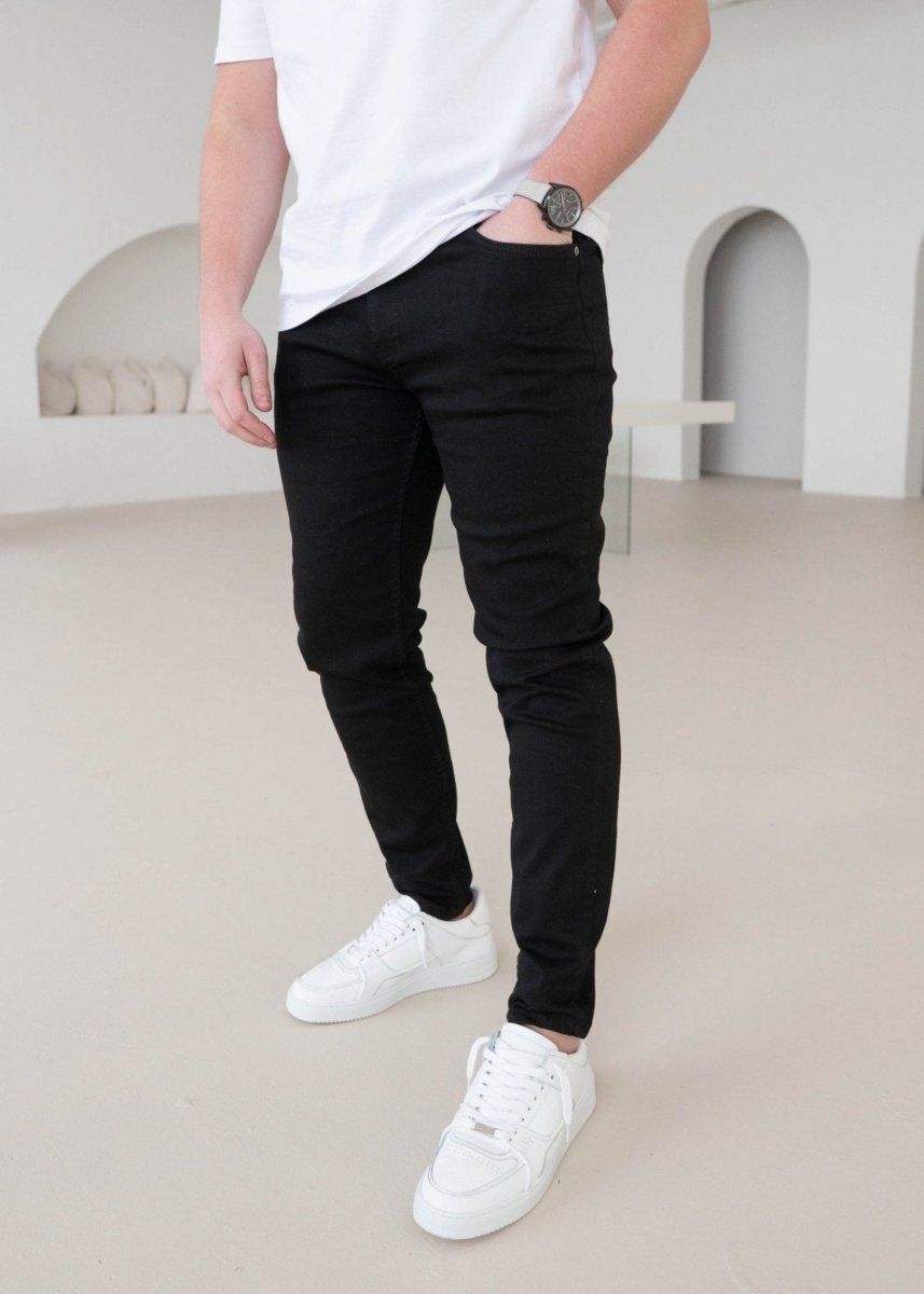 Slim Comfort Jeans In Jet Black - AURA