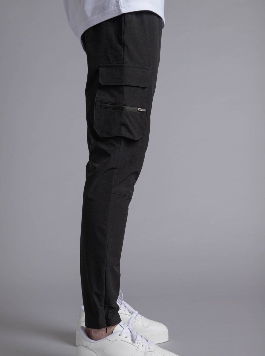 Tech Stretch Cargo Pant In Black - AURA