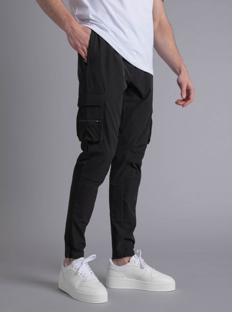 Tech Stretch Cargo Pant In Black - AURA