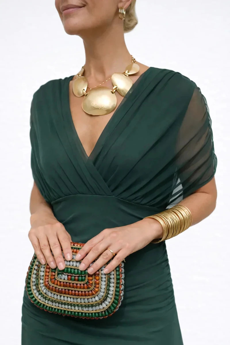 Velora | Vestido Elegante con Escote - AURA