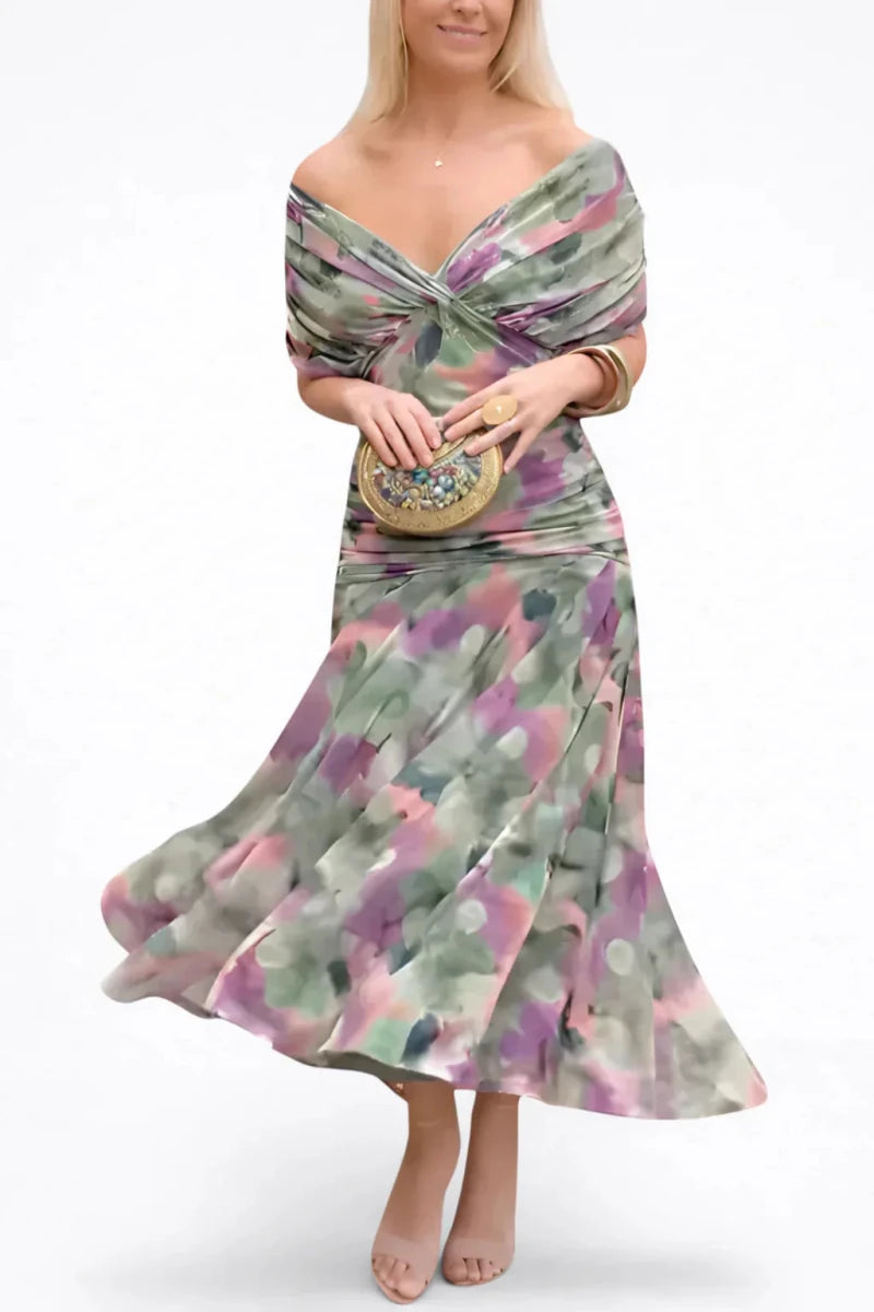 Velora | Vestido Elegante con Escote - AURA