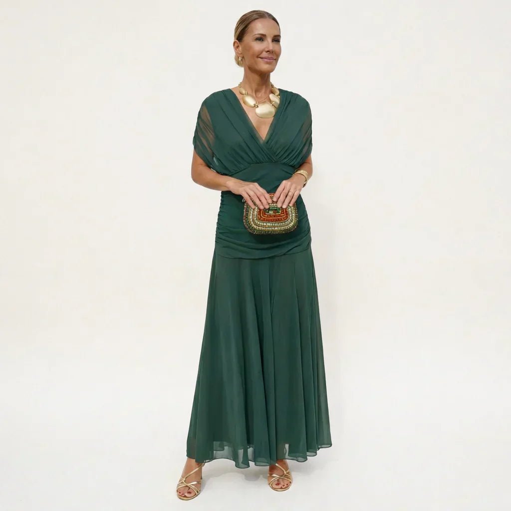 Velora | Vestido Elegante con Escote - AURA